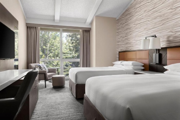 Lincolnshire Marriott Resort image 10